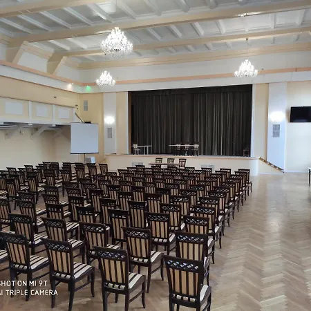 Hotel I Restauracja Admirał Legnica