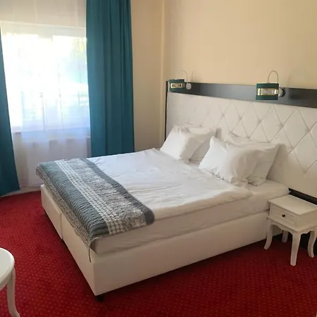 I Restauracja Admirał Hotel 3*