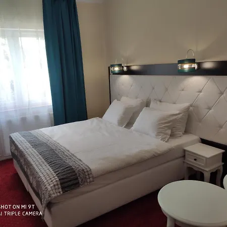 I Restauracja Admirał Legnica