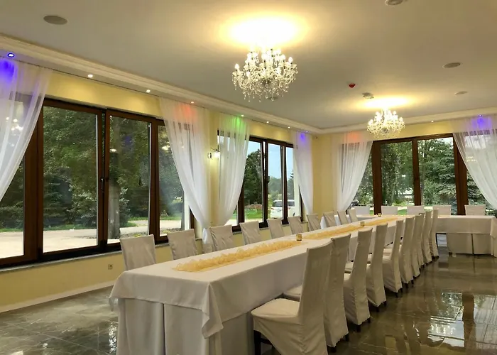 Hotel I Restauracja Admiral