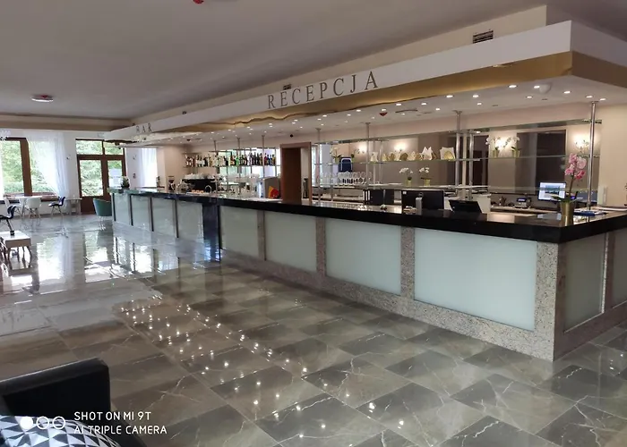 I Restauracja Admiral 酒店 3*