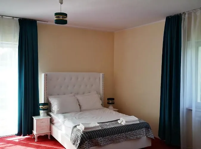 I Restauracja Admiral 3*